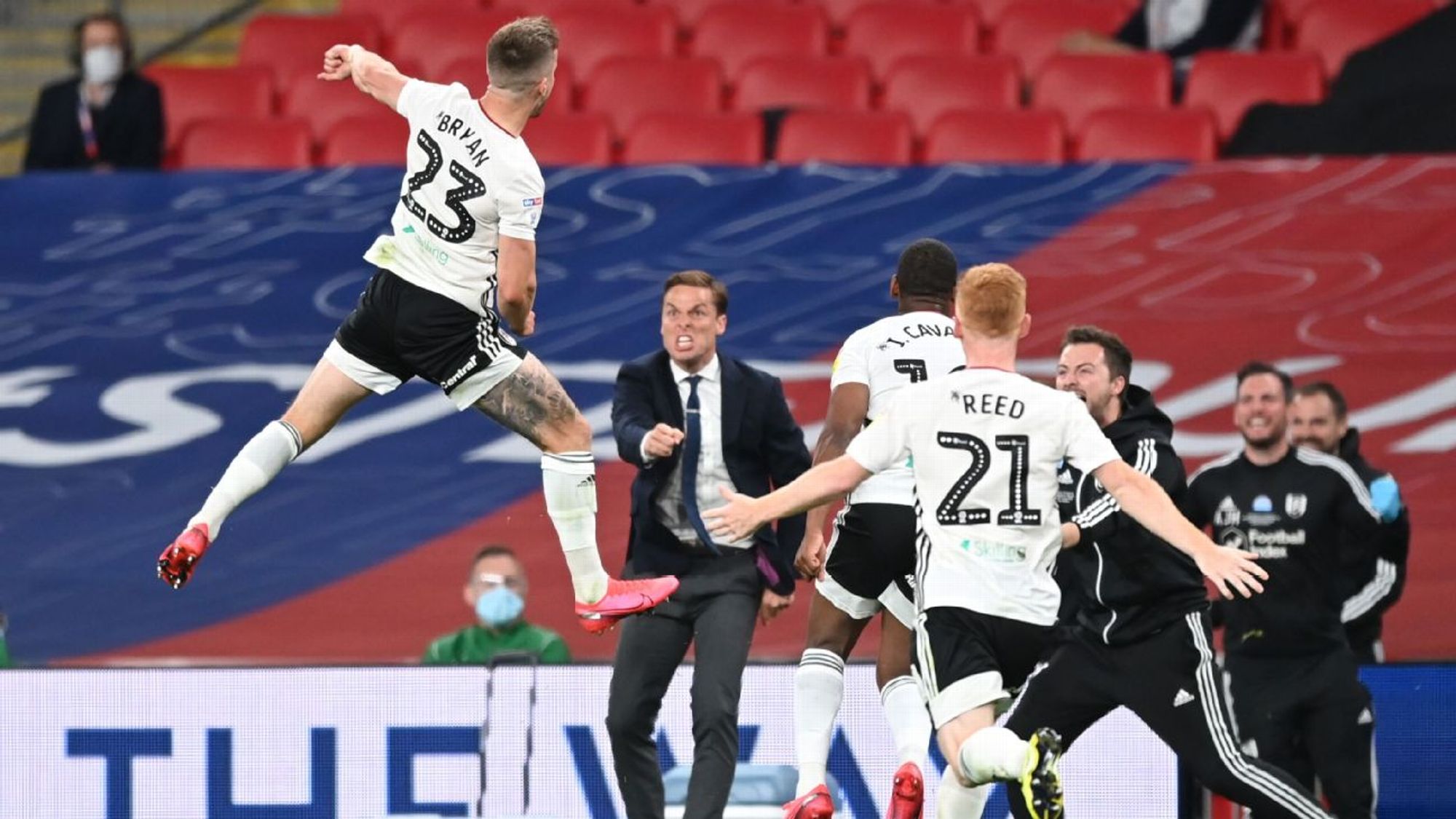 小波特：我当年那支麦当劳高中生明星队能赢WNBA全明星队至少40分